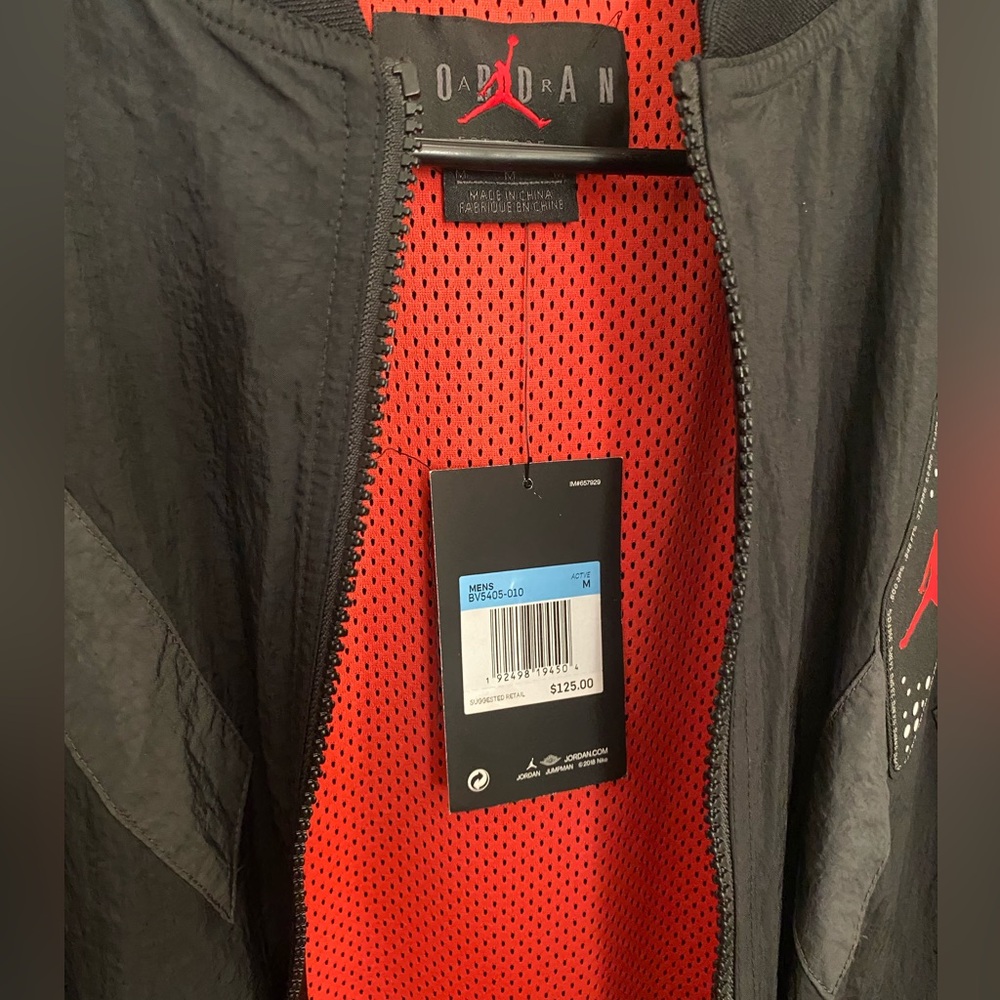Jordan Jacket - Picture 3 of 3